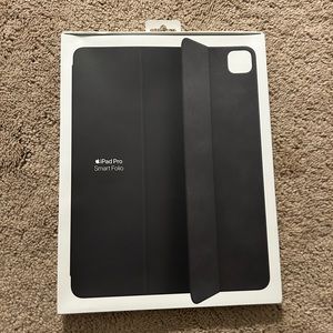 Apple iPad Pro Smart Folio 12.9 inch 6th Generation
